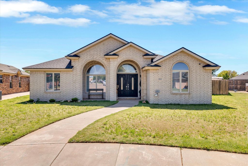 5913 101st Place, Lubbock, TX 79424