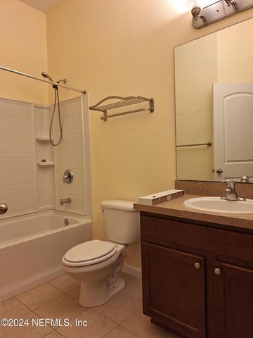 13360 OCEAN MIST Drive, Jacksonville, FL 32258