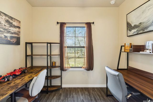 2127 Bentwood, Floresville, TX 78114