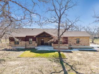 2127 Bentwood, Floresville, TX 78114