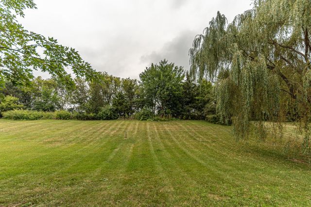 6884 Ralaric Drive, Webster Twp, MI 48130