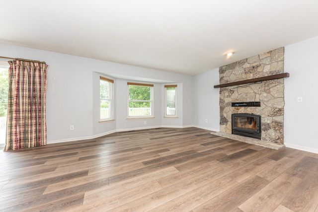6884 Ralaric Drive, Webster Twp, MI 48130