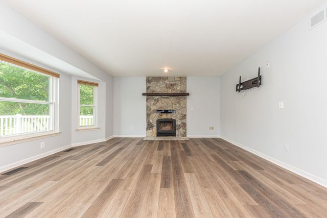 6884 Ralaric Drive, Webster Twp, MI 48130