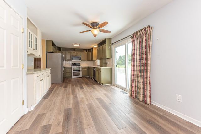 6884 Ralaric Drive, Webster Twp, MI 48130
