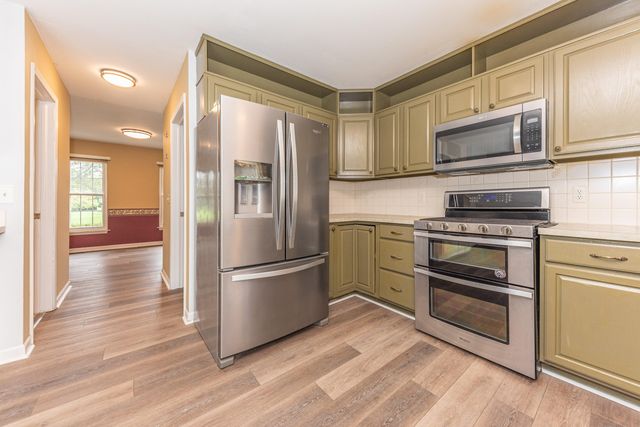 6884 Ralaric Drive, Webster Twp, MI 48130