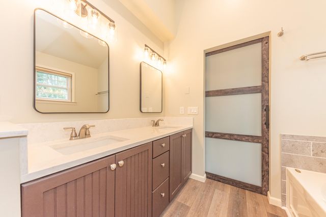 6884 Ralaric Drive, Webster Twp, MI 48130