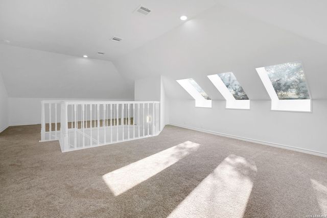 5 DAVENTRY LN, San Antonio, TX 78257