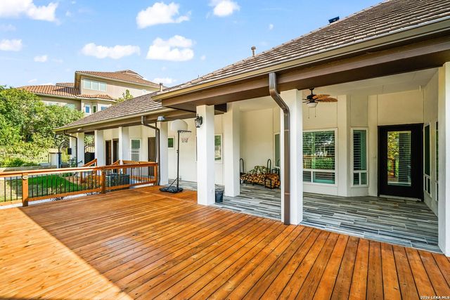 5 DAVENTRY LN, San Antonio, TX 78257