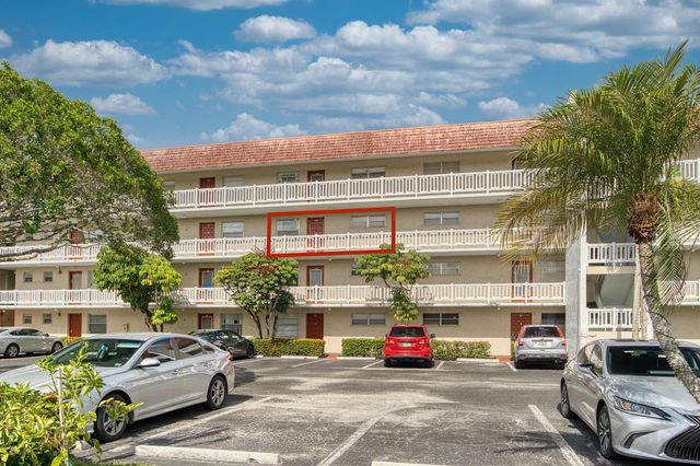 3776 Inverrary Blvd 308R, Lauderhill, FL 33319