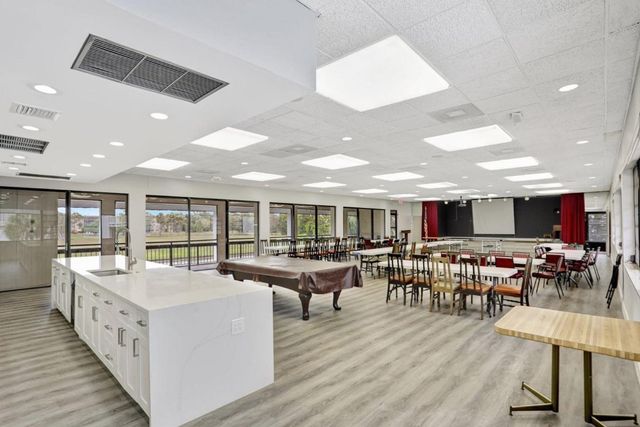 3776 Inverrary Boulevard 308R, Lauderhill, FL 33319