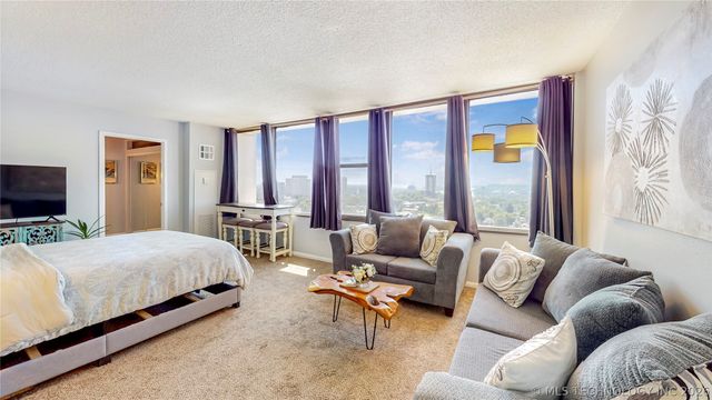 410 W 7th Street 1921, Tulsa, OK 74119