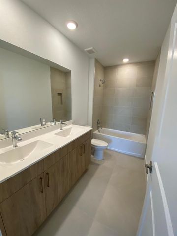 6970 SE Park Trace Drive, Stuart, FL 34997