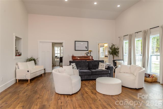 5164 Olde School Drive 44, Hickory, NC 28602