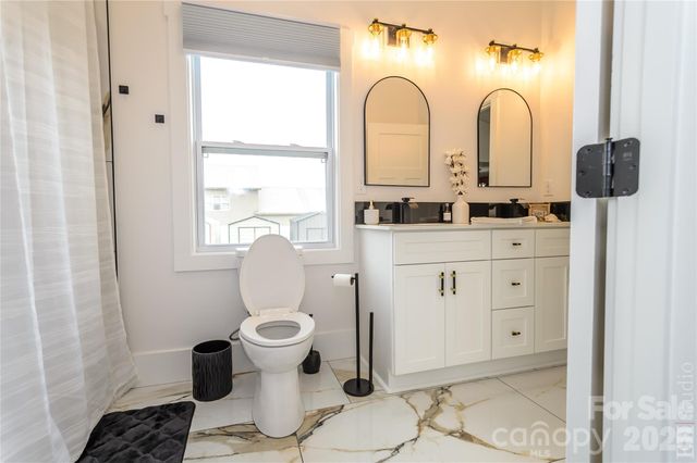 5164 Olde School Drive 44, Hickory, NC 28602