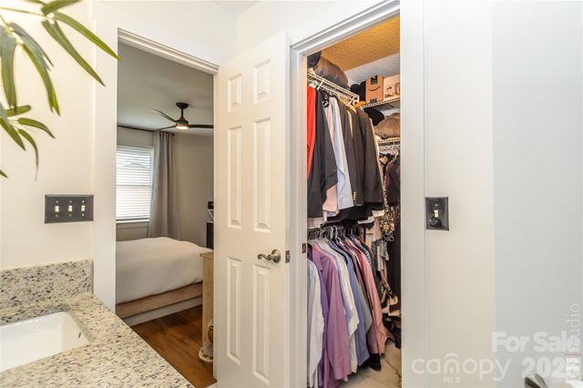 5164 Olde School Drive 44, Hickory, NC 28602