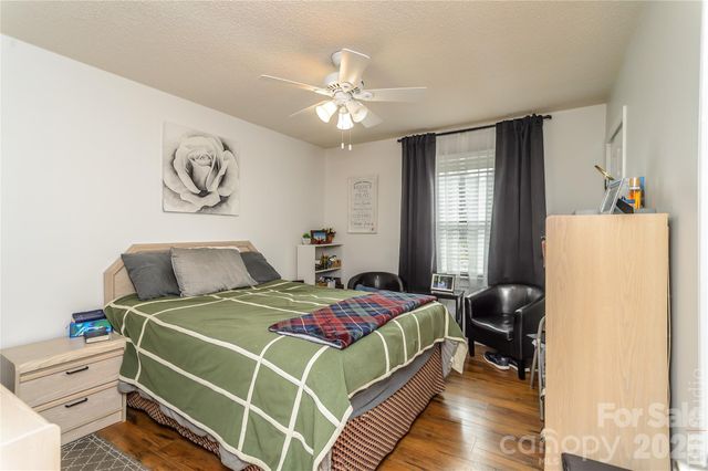 5164 Olde School Drive 44, Hickory, NC 28602