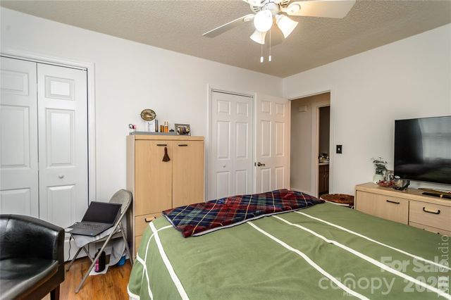 5164 Olde School Drive 44, Hickory, NC 28602