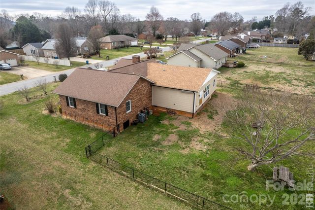 5164 Olde School Drive 44, Hickory, NC 28602