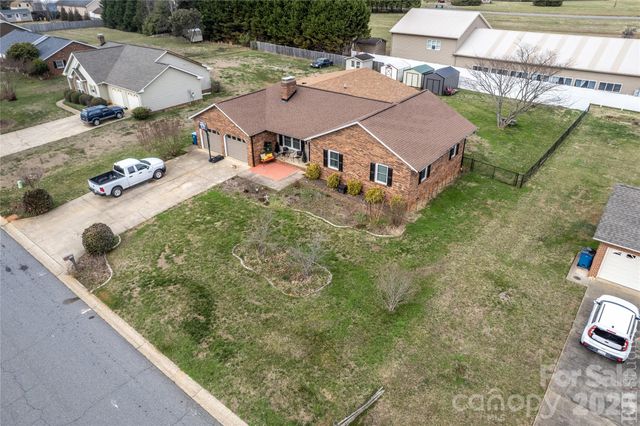 5164 Olde School Drive 44, Hickory, NC 28602