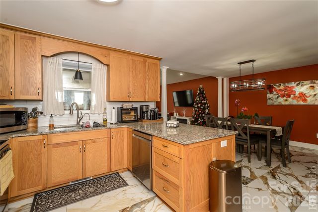 5164 Olde School Drive 44, Hickory, NC 28602