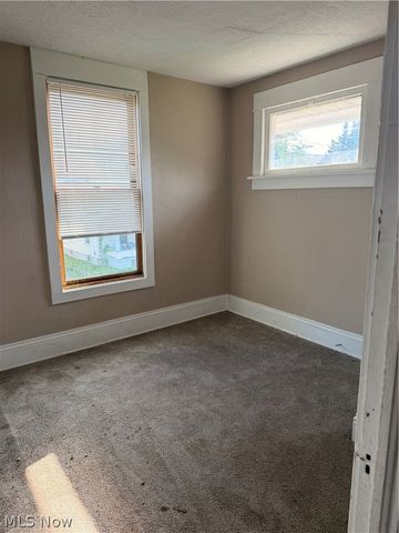 1611 10th Street SW, Canton, OH 44706