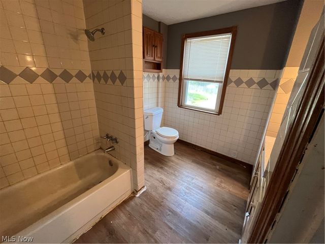 1611 10th Street SW, Canton, OH 44706