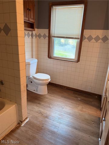 1611 10th Street SW, Canton, OH 44706