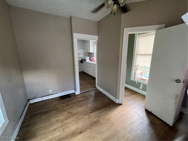 1611 10th Street SW, Canton, OH 44706
