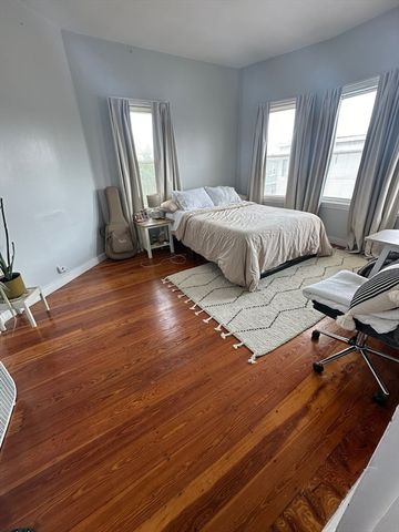 102 Sydney 3, Boston, MA 02125