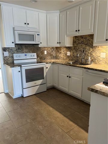 22769 Palm Avenue B, Grand Terrace, CA 92313