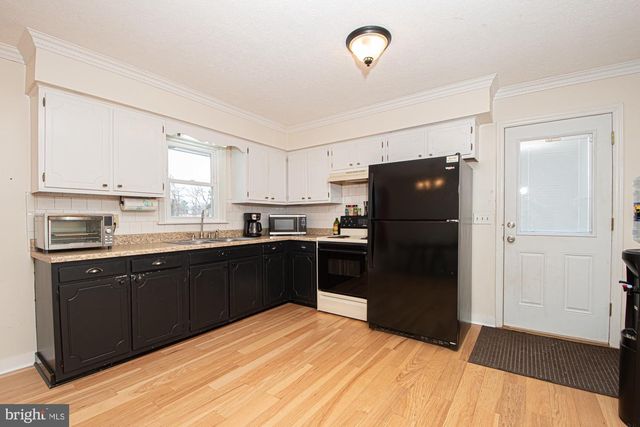 202 POE DR, Front Royal, VA 22630