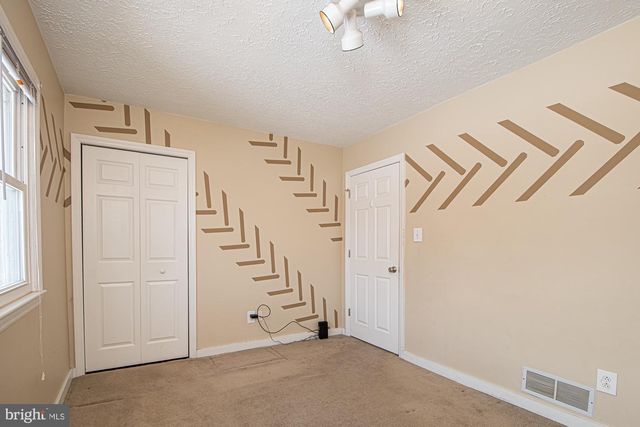 202 POE DR, Front Royal, VA 22630