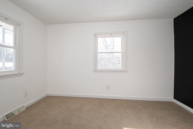 202 POE DR, Front Royal, VA 22630