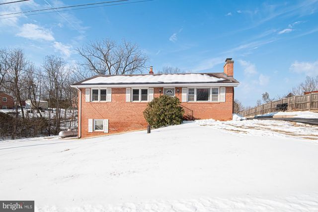 202 POE DR, Front Royal, VA 22630