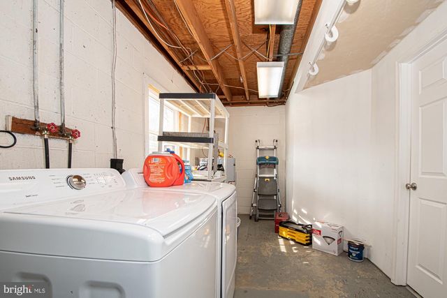 202 POE DR, Front Royal, VA 22630