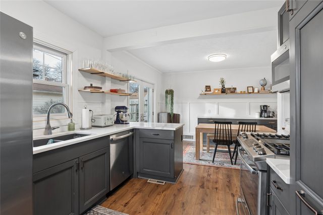 1002 38th Street, Des Moines, IA 50311