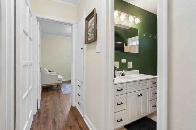 1002 38th Street, Des Moines, IA 50311