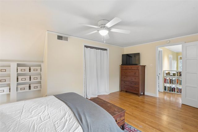 1002 38th Street, Des Moines, IA 50311