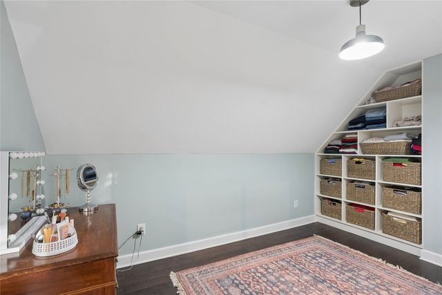 1002 38th Street, Des Moines, IA 50311