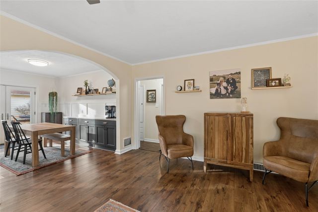 1002 38th Street, Des Moines, IA 50311