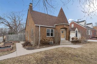 1002 38th Street, Des Moines, IA 50311