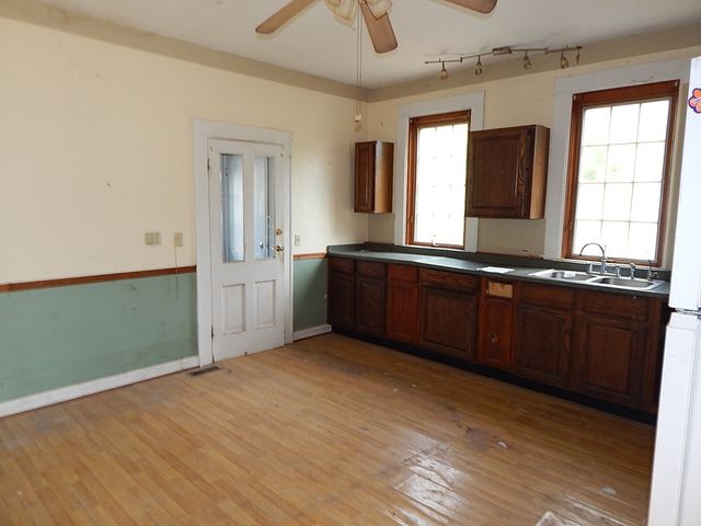 628 W 14th Street, Davenport, IA 52803