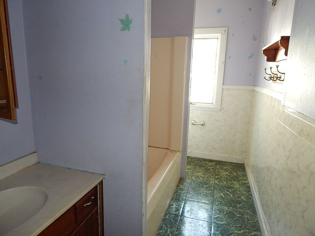 628 W 14th Street, Davenport, IA 52803