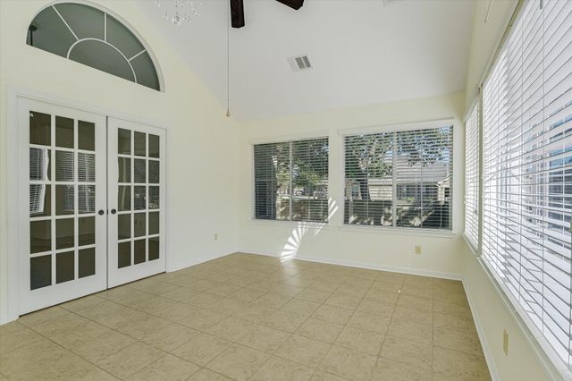 30 Wildwood DR 111, Georgetown, TX 78633