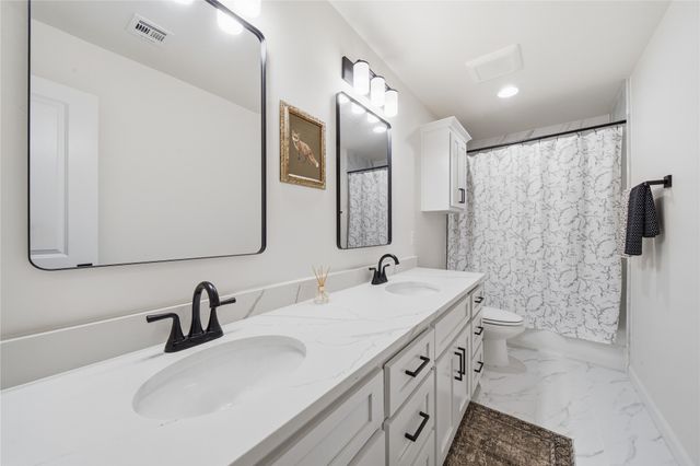 125 W 165th Street S, Glenpool, OK 74033