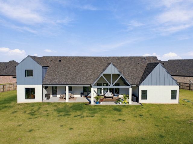 125 W 165th Street S, Glenpool, OK 74033