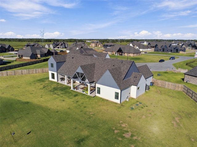 125 W 165th Street S, Glenpool, OK 74033