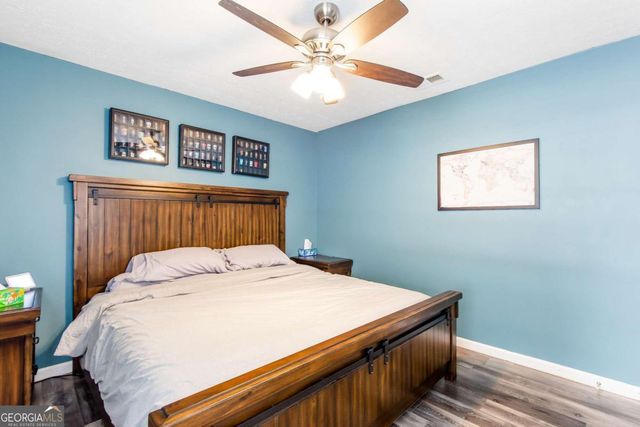 1382 Old Coach Road SW, Marietta, GA 30008