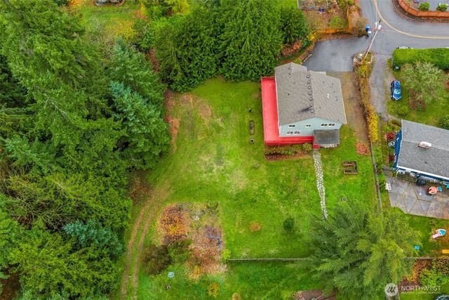 7650 NE 204th Place, Kenmore, WA 98028