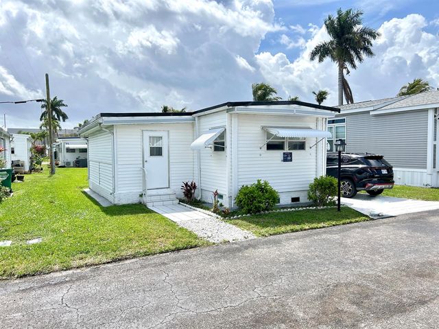 3240 State Street, Hollywood, FL 33021